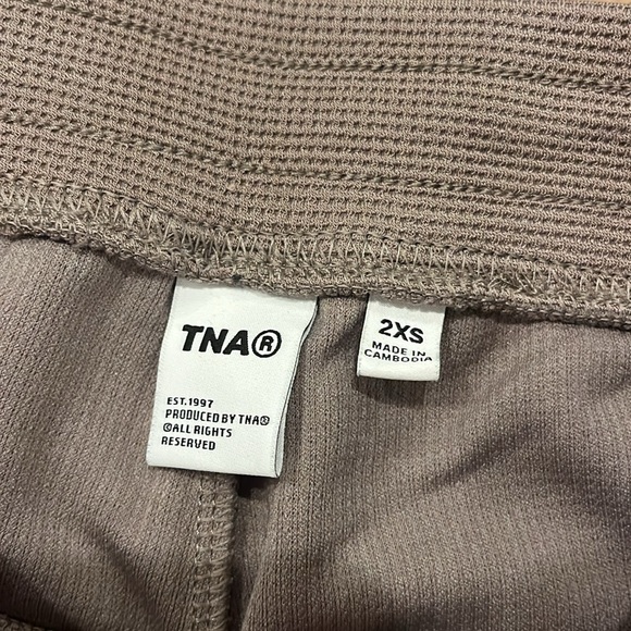 Aritzia Wafflex Sweatpants w/pockets, Brown, 2XS - Picture 3 of 3